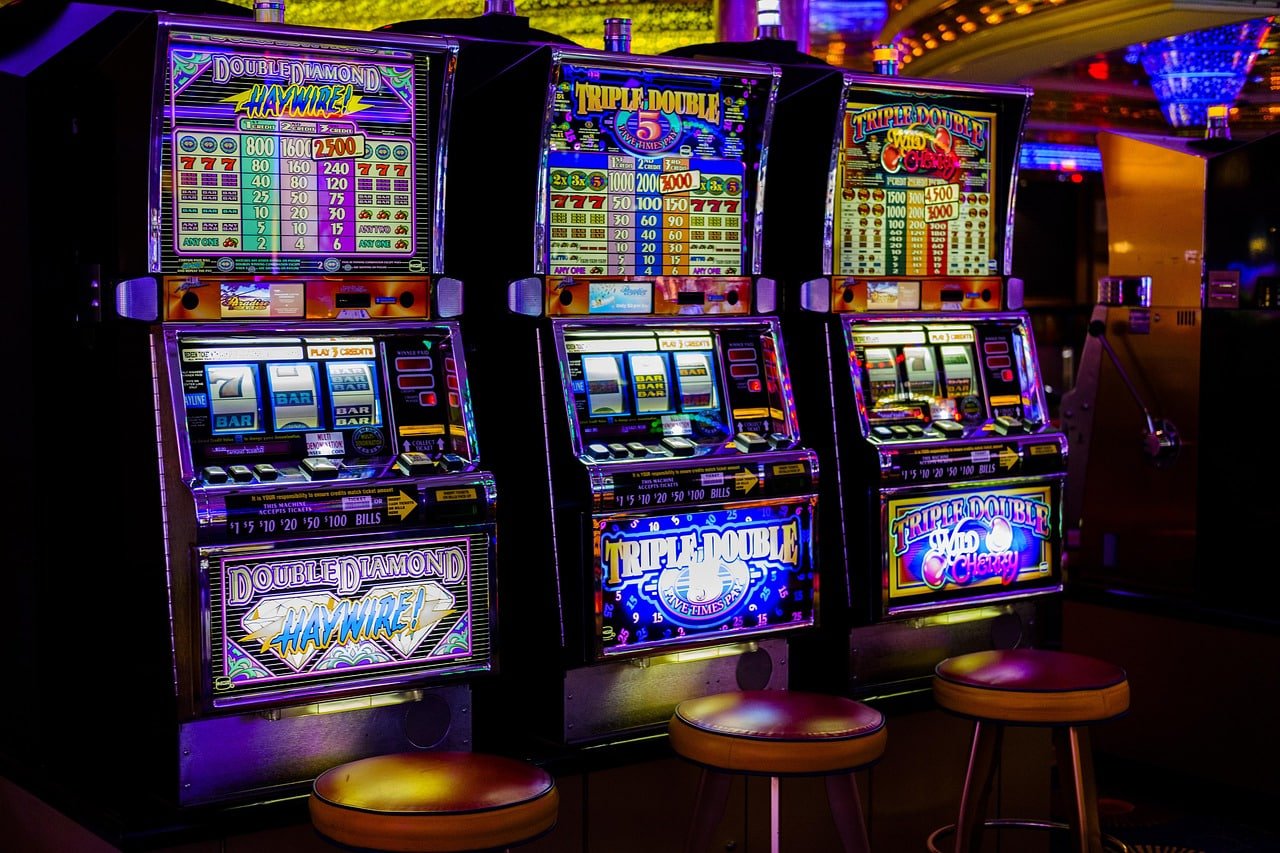 Antarmuka mobile togel900 menampilkan live betting untuk Counter-Strike 2